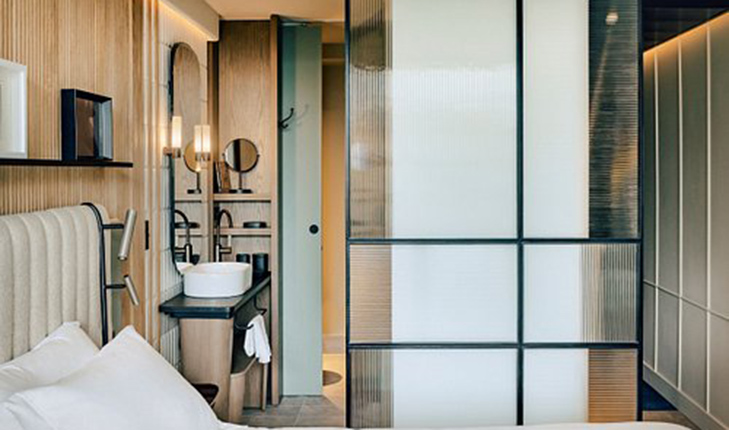 My Favorite Boutique Hotels in Paris (With Eiffel Tower Views!)
