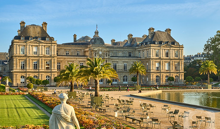 Top 6 Parks in Paris for Picnics, Walks & People Watching